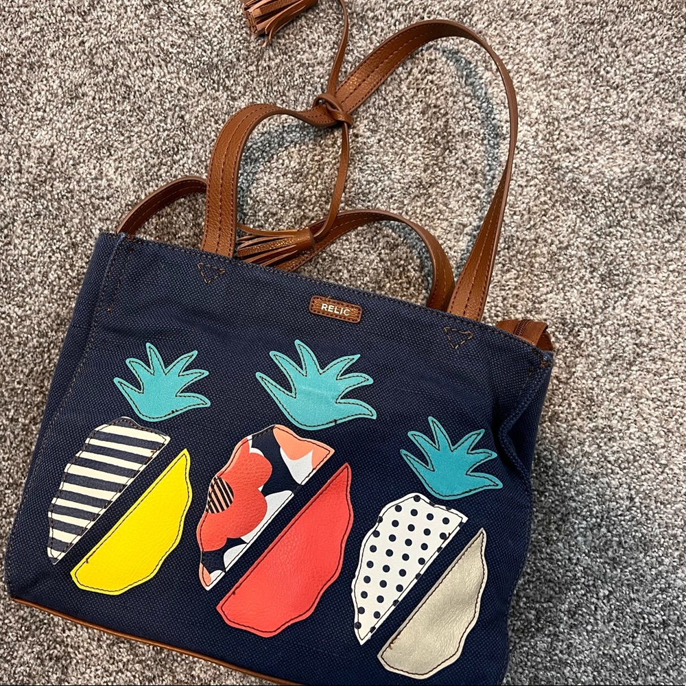 Pineapple relic purse